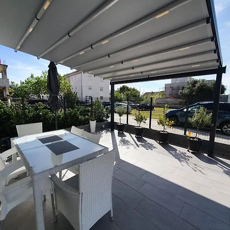 Sunce * Kaštela